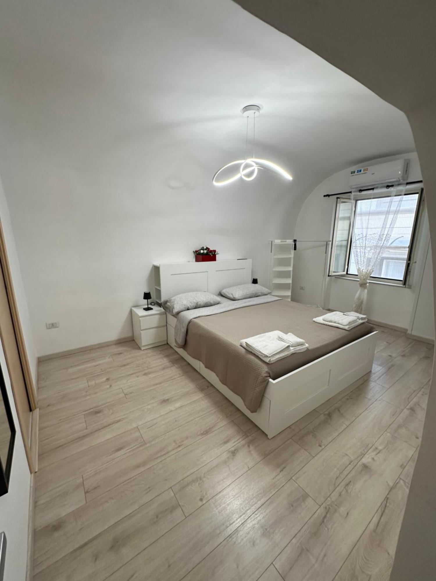 Rose'S House Otel Napoli Dış mekan fotoğraf