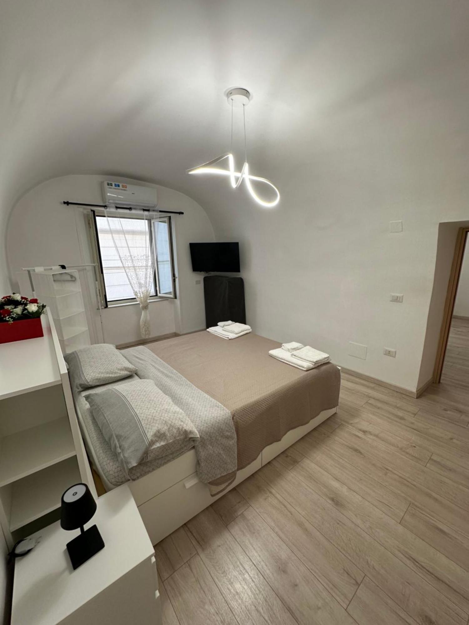 Rose'S House Otel Napoli Dış mekan fotoğraf